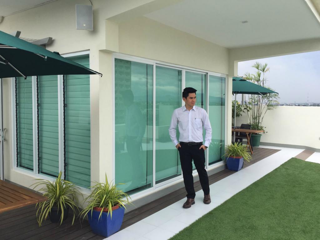 H Hotels - Metro North Uno Ciudad Quezon Exterior foto